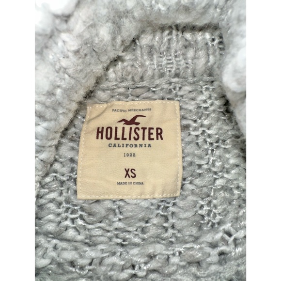 ***SOLD***✨Hollister✨ ☆ Sweater ☆ - Picture 3 of 3